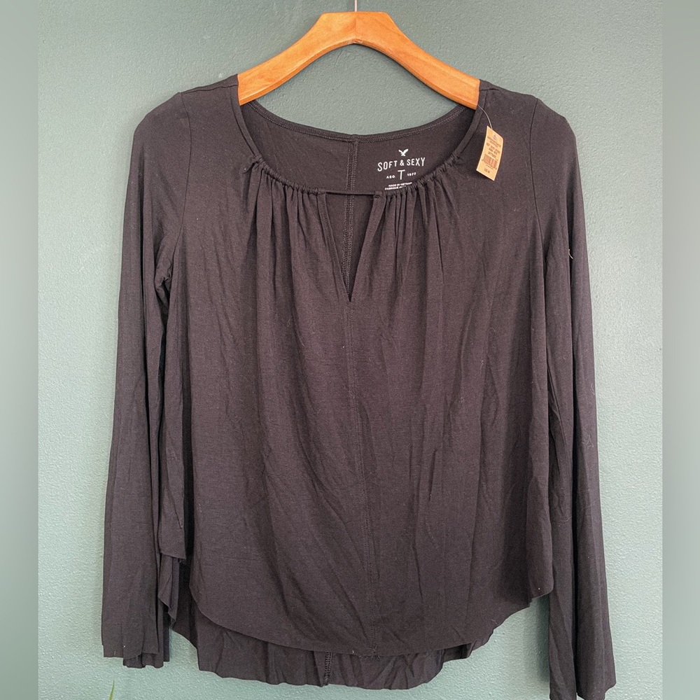 American Eagle Black Top